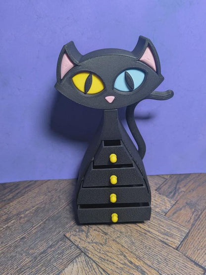 Black Cat Drawers – Heterochromia Eyes