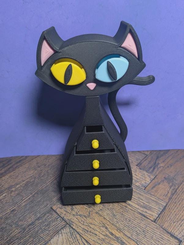 Black Cat Drawers – Heterochromia Eyes